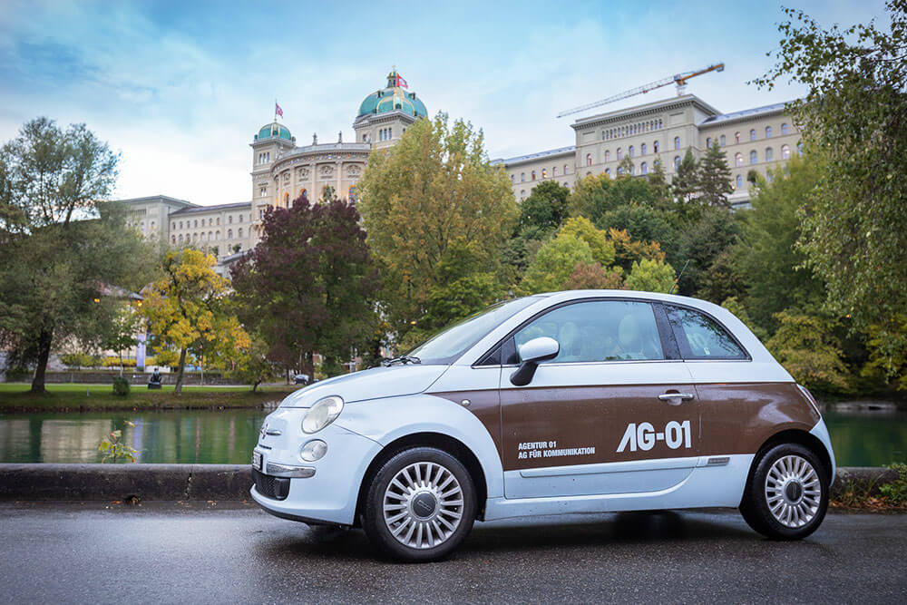 agentur01-newsbook-bye-bye-fiat-500